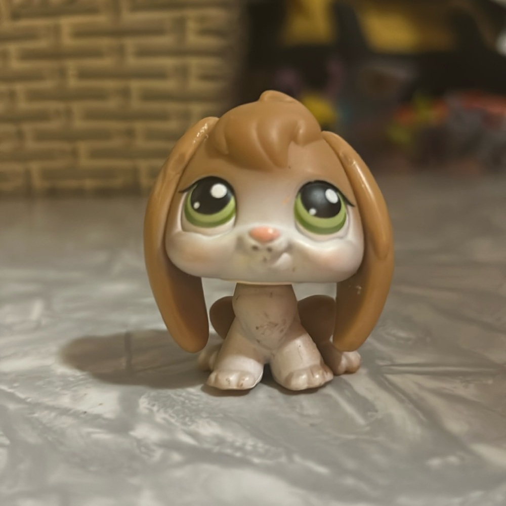 Littlest Pet Shop Rare Bunny #185 authentic hasbro toy